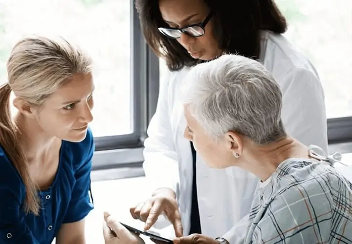 Doctor having a discussion with patients'