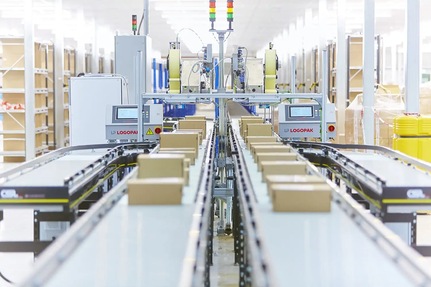 Various boxes on a picking system production line